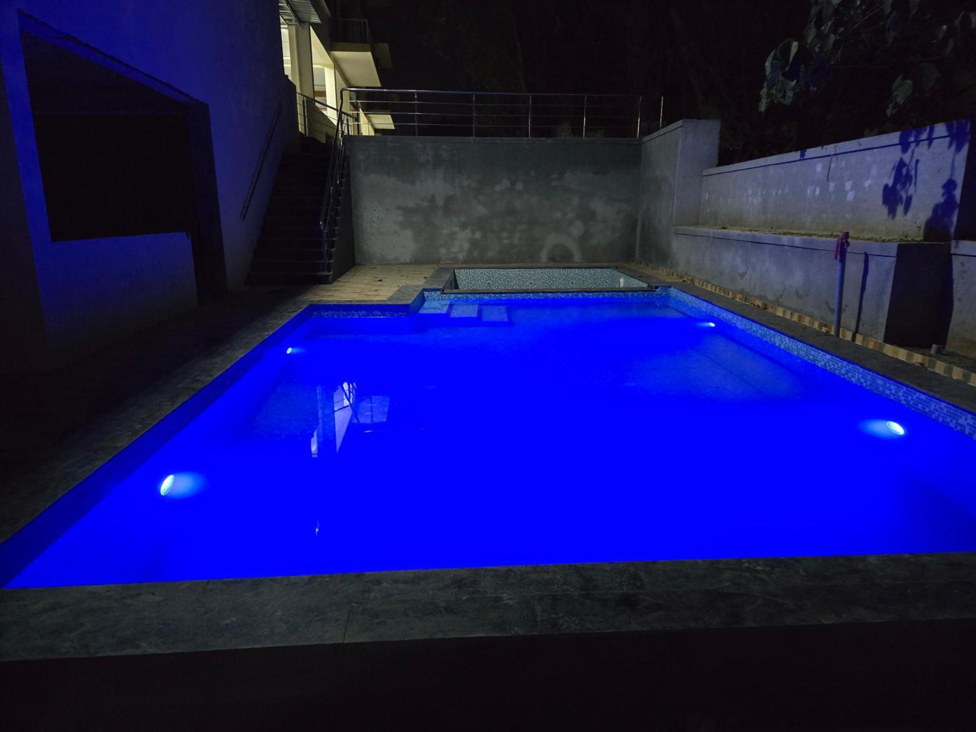 Mountain Hill Resort ロナバラ エクステリア 写真